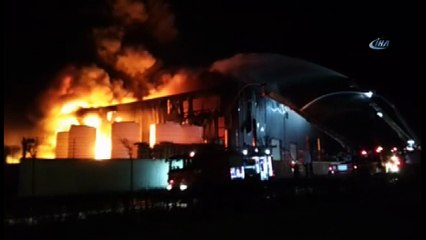 İlaç fabrikası alev alev yanıyor