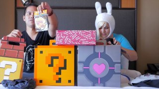 Loot4Fangirls Loot Crate and Comic Con Mystery Boxes! | The Crane Couple