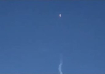 Delta Passenger Sees SpaceX Falcon Heavy Launch