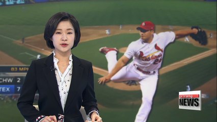 Oh Seung-hwan signs with the Texas Rangers