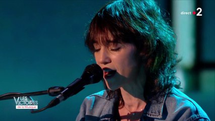 Charlotte Gainsbourg - Ring a ring O roses / Victoires de la Musique 2018