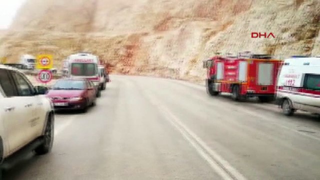 Otomobil 300 metrelik uçuruma yuvarlandı, sürücü öldü