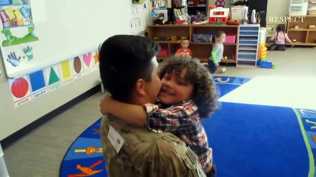 SOLDIERS COMING HOME | Emotional Surprise Compilation 2017 | RESPECT