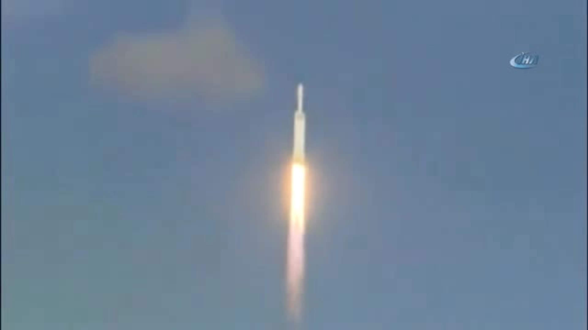 Güncelleme - Spacex, Falcon Heavy Roketini Fırlattı