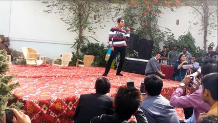 Mehroz Baig dance on Kajra Re 2018 very funny