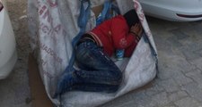 Atık Kağıt Arabasında Uyurken Çekilen Fotoğrafı, Suriyeli Çocuğun Hayatını Değiştirdi