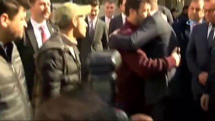 Enerji ve Tabii Kaynaklar Bakanı Albayrak'tan, Şehit Fatma Avlar'ın Ailesine Taziye Ziyareti