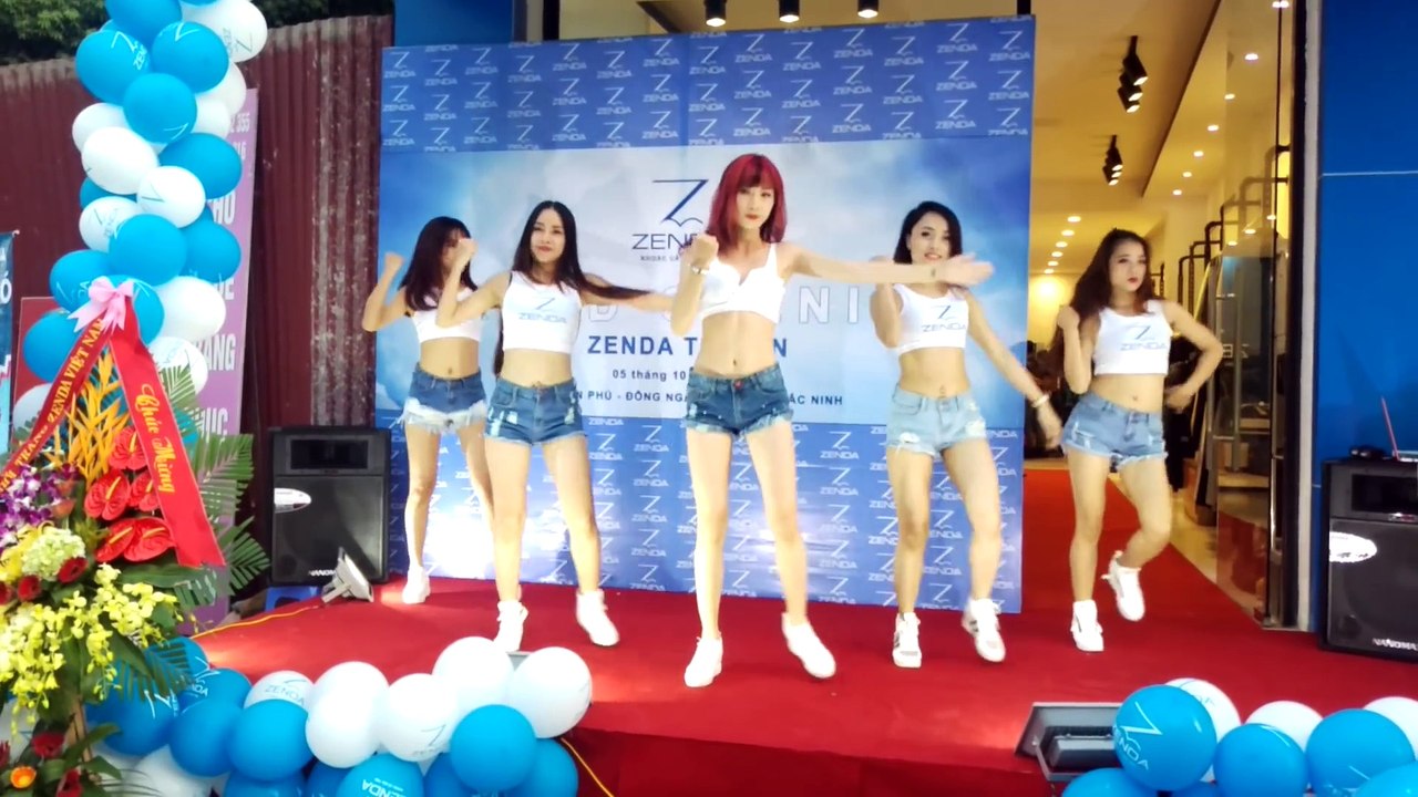 جميلة جميلة فتاة جميلة جميلة