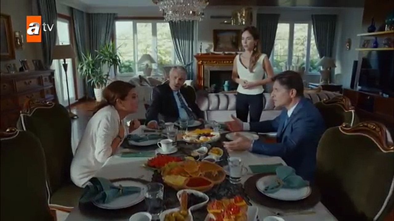 Yıllardır kim olduğunu bizden saklamış - Cennetin Gözyaşları 5. Bölüm
