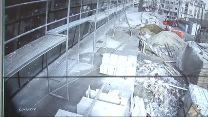 Esenyurt'ta Silahlı Saldırı Sonrası Kaçış Kamerada