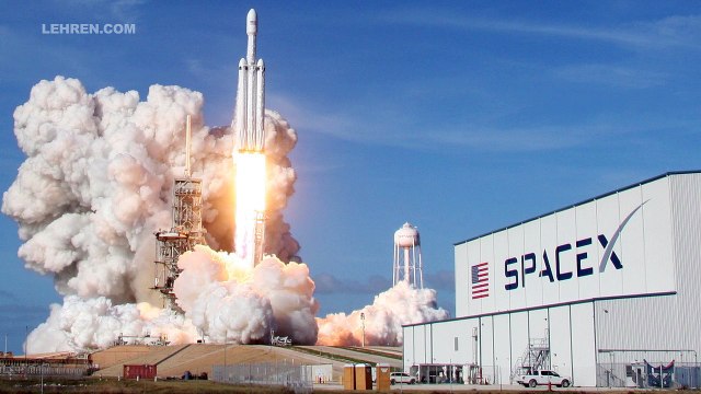 लांच हुआ दुनिया का सबसे शक्तिशाली रॉकेट Falcon Heavy