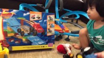 Blaze Rescues Thomas and Stephen - Mega Bloks Thomas and Friends - Blaze Mega Bloks Jungle Ramp Rush