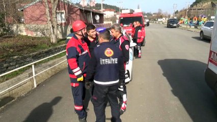 Telefonla konuşurken otomobiliyle dereye uçtu