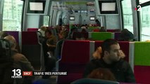 Neige et verglas : Découvrez le calvaire des usagers de la SNCF voyageant dans des trains bondés et en retard