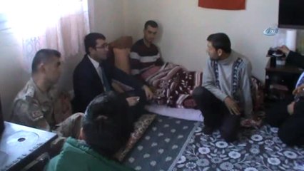 Teröristlerle Girilen Çatışmada Yaralanan Asker Baba Evine Getirildi