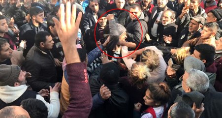 Cani Koca, Bir Yıldır Ayrı Yaşadığı Karısına Makasla Saldırdı