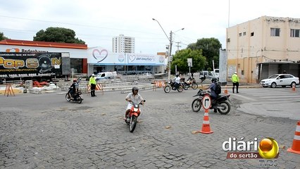 Professor se revolta com SCTrans após ter carro multado em frente à sua residência