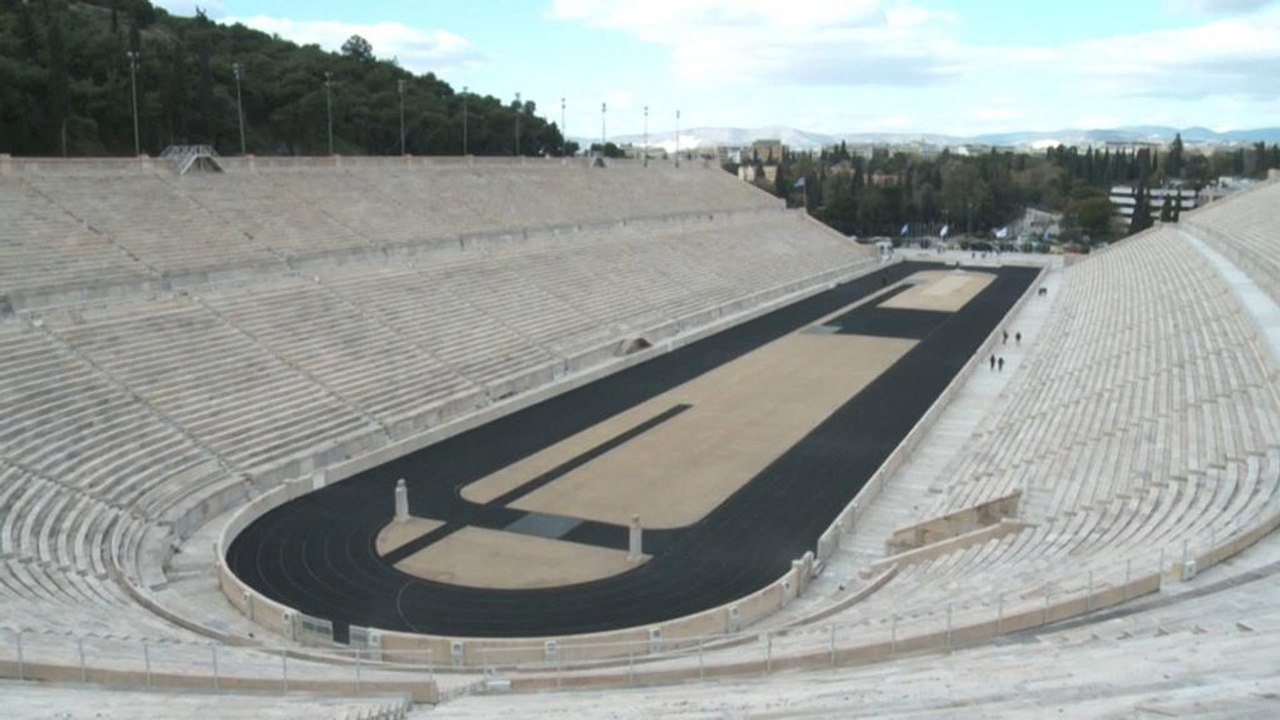 Posse in Athen: Ur-Olympiastadion ohne Ringe
