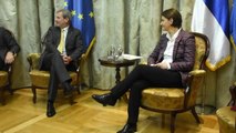 AB Komiseri Hahn, Sırbistan Başbakanı Brnabic ile Görüştü