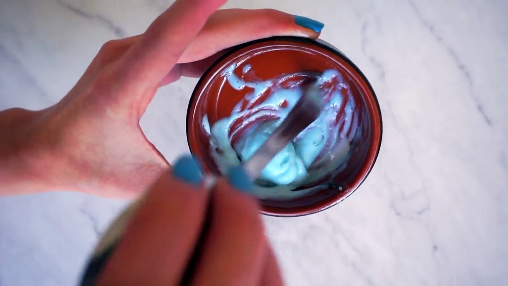 COME FARE LO SLIME SENZA COLLA! SOLO 2 INGREDIENTI, 3 MODI! SENZA  BORACE,DETERSIVO,SOLUZIONE LENTI