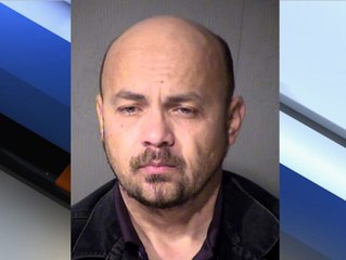 PD: Man seen downloading child porn during raid - ABC15 Crime