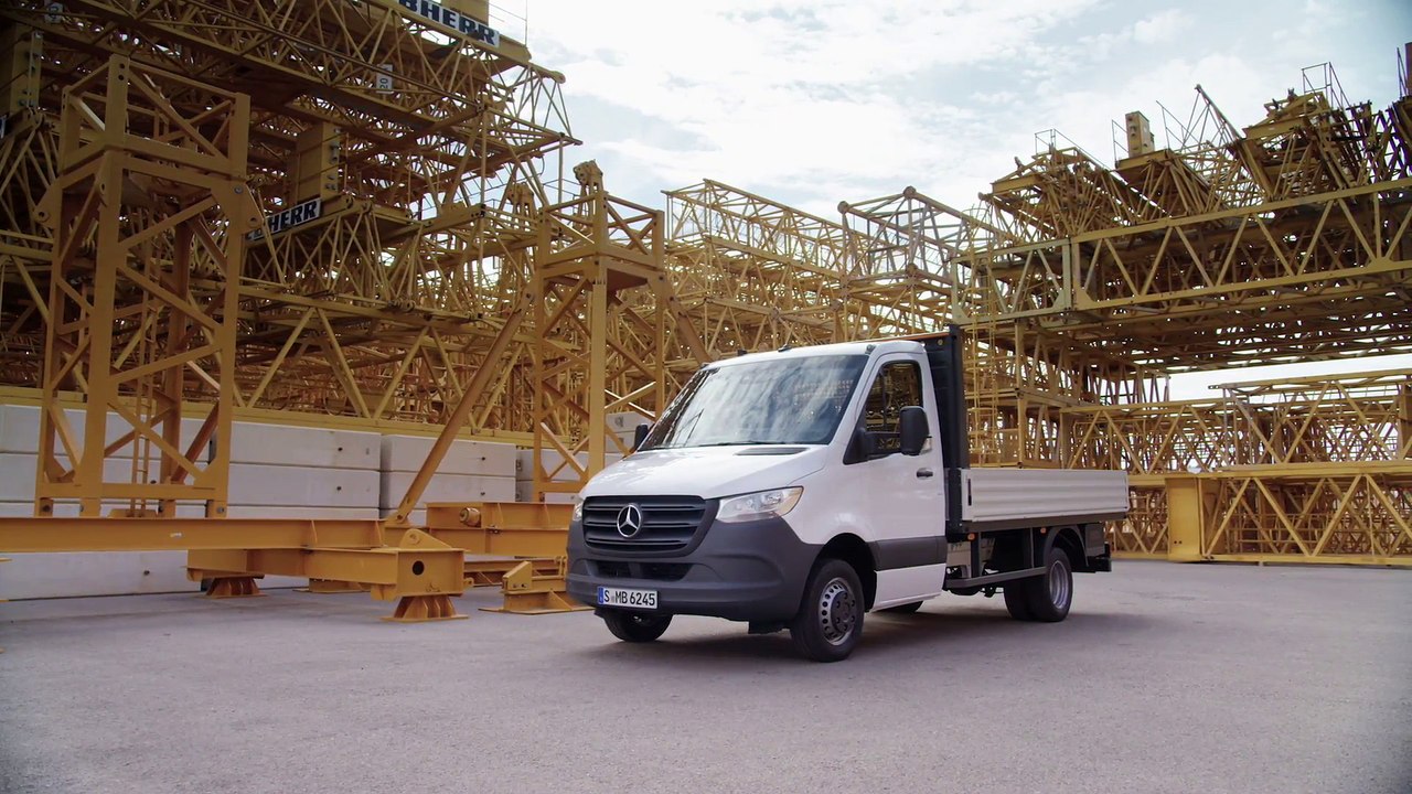 The new Mercedes-Benz Sprinter Construction site pickup - Design ...