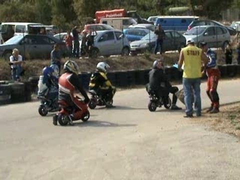 cuges les pins two vs one