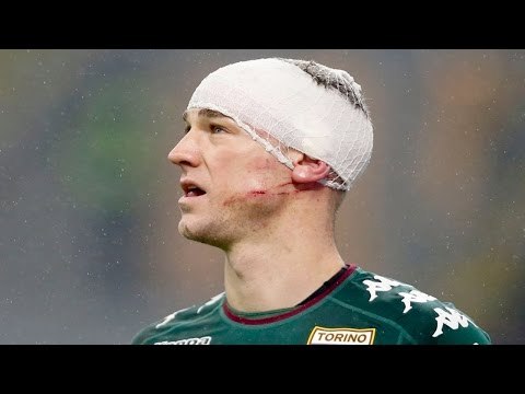 Top 10 Horrific Injuries In Football 2017 • OUCH!