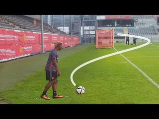 Top 15 Impossible Goals Behind The Net