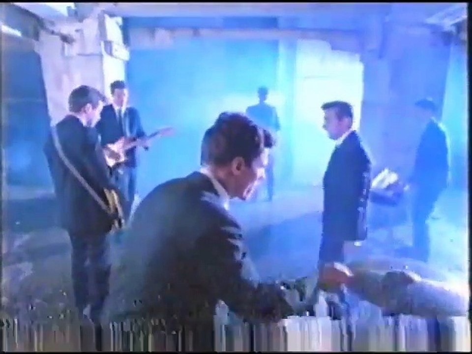 The Cockroaches - My Whole World is Falling Down (1985) (HQ Audio ...