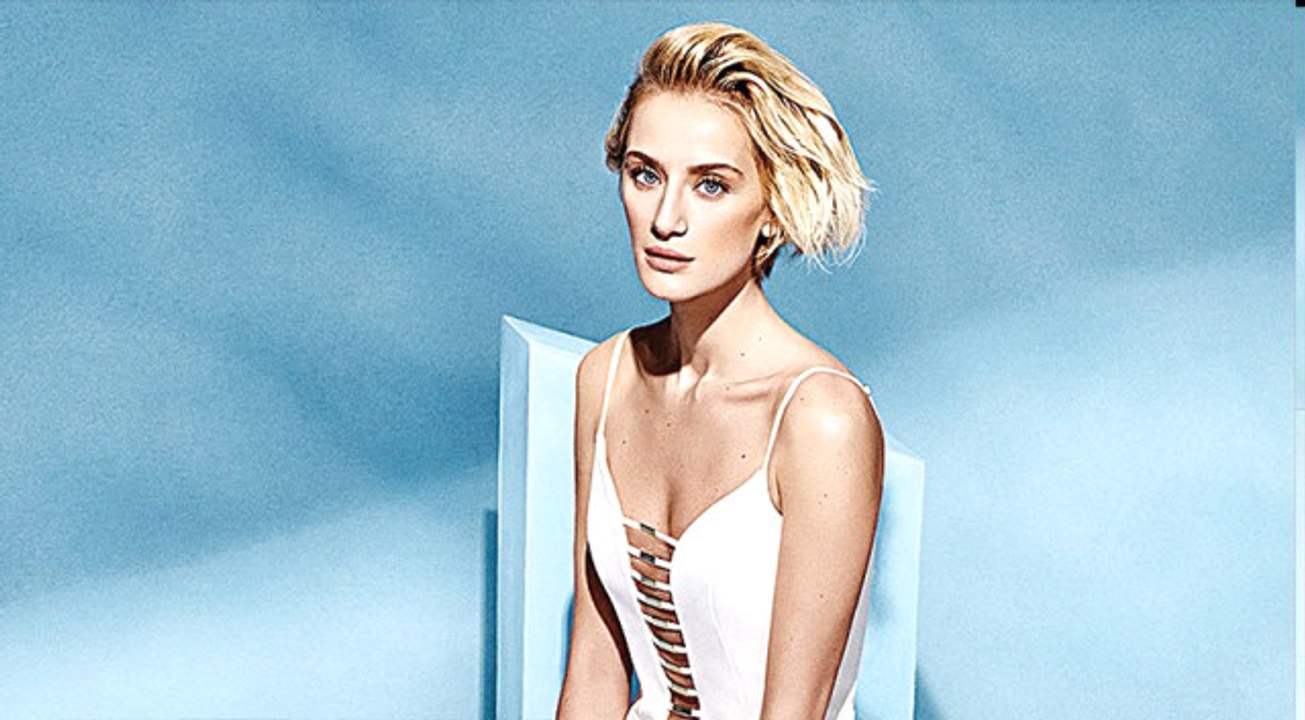 Kurtlar Vadisi Müziğiyle Yolculuk Yapan Didem Soydan İsyan Etti