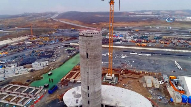 Yüzde 78'i tamamlanan 3'üncü Havalimanı inşaatı havadan görüntülendi