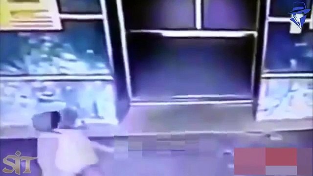 कैमरा में रिकॉर्ड हो गया नहीं तो कोई भी यकीन नहीं करता की ऐसा भी हो सकता है