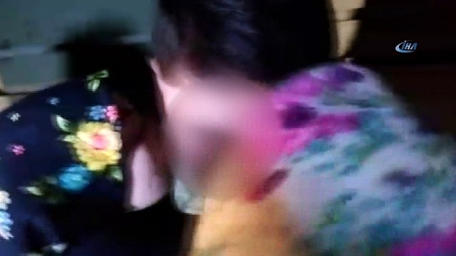 Afrin'e giden komandolar, Nurdağı'nda Türk bayrakları ile karşılandı