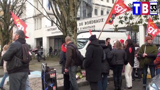 rassemblement devant le réctorat de Bordeaux les AVS ET EVS  sont en colère rencontre avec dominique Marchal