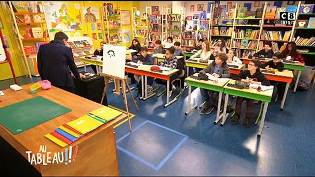 Manuel Valls évoque sa soeur et ses problèmes de drogues dans Au tableau sur C8 - Regardez