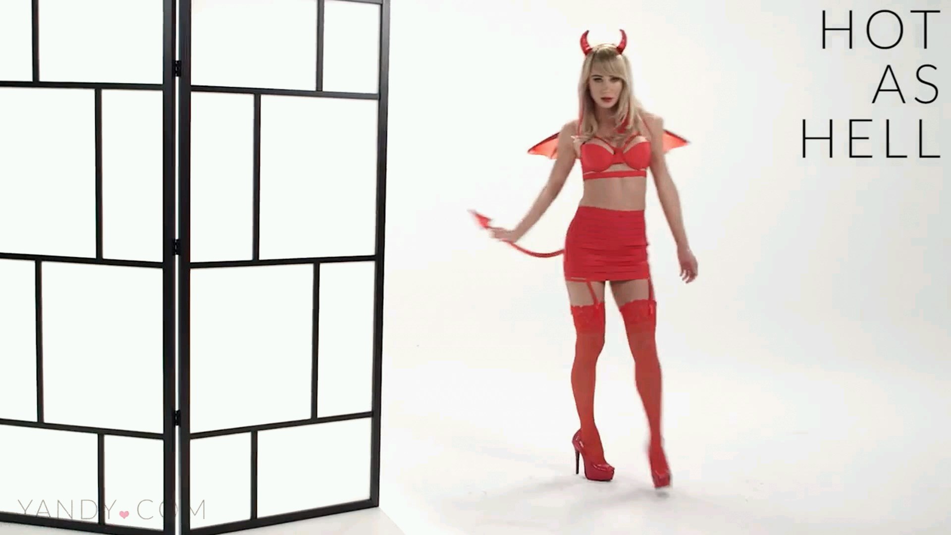 Sara Jean Underwood - Valentines Day PhotoShoot