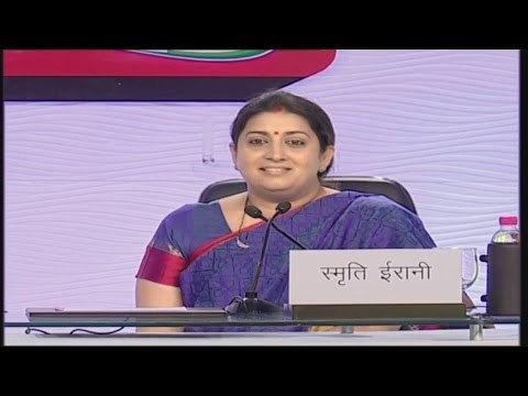 स्मृति ईरानी का जेएनयू विवाद पर नया बयान