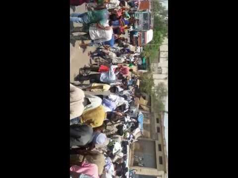 आगरा में पानी को लेकर जगह-जगह फूटा गुस्सा