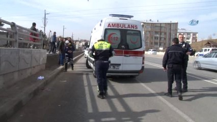 Otomobilin Çarptığı Yaşlı Adam Ağır Yaralandı