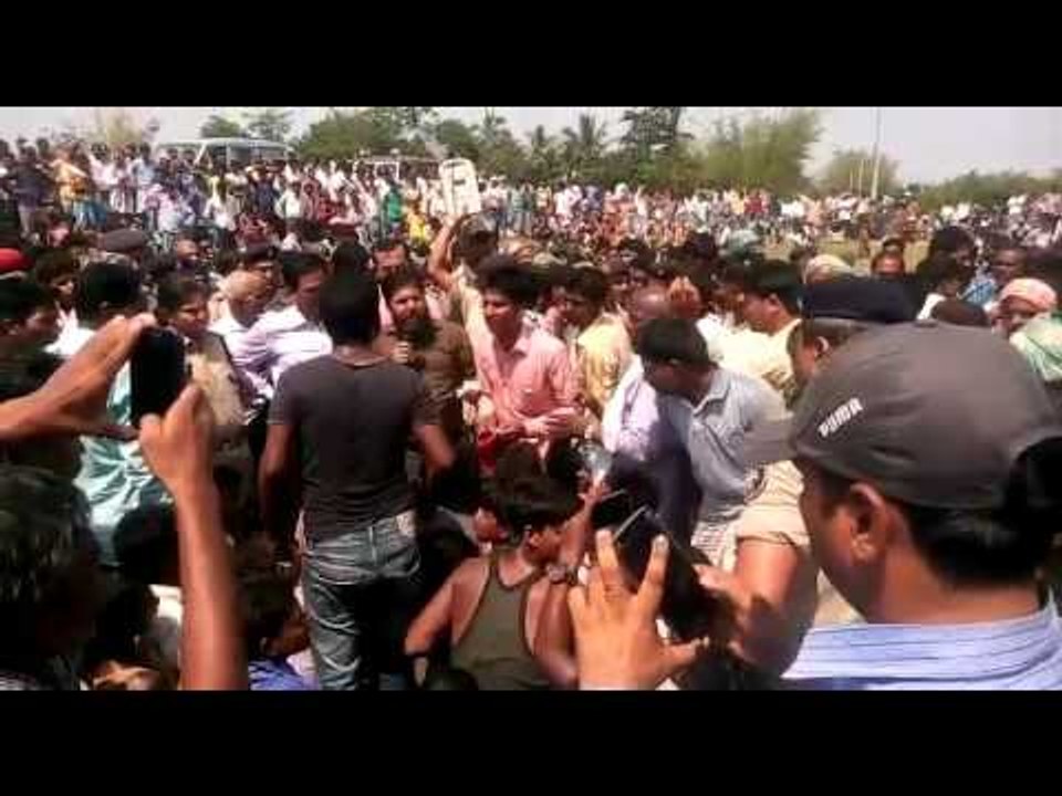 गया में व्यापारी के बेटे की हत्या के बाद लोगों के किया सड़क जाम