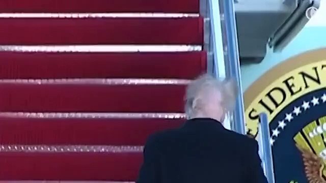 Trump rüzgârın azizliğine uğrayınca alay konusu oldu