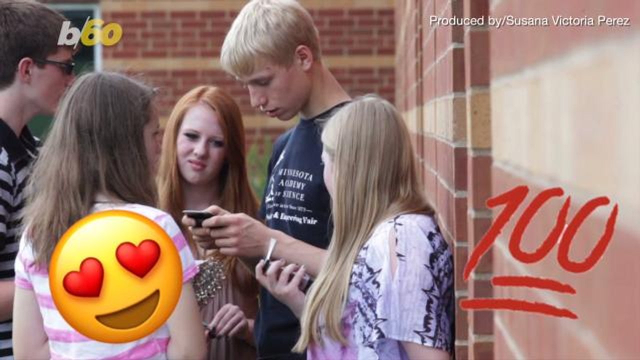 Brace Your Phones!  More Than Over 100 New Emoj...
