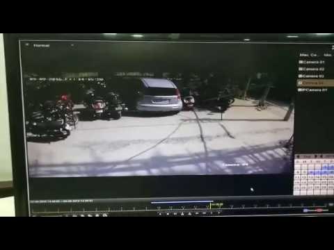 loot of 15 lakh rupees in meerut