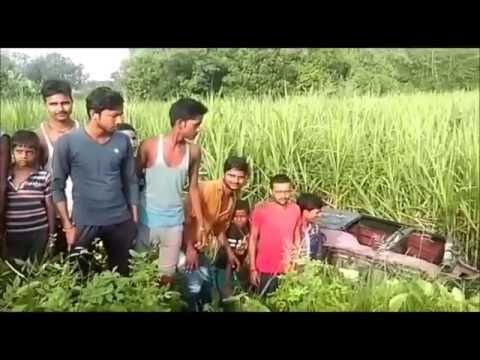 School children carrying jeep fall into ditch in Kushinagar