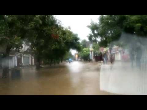 Life badly effected due to heavy rainfall in Bihar