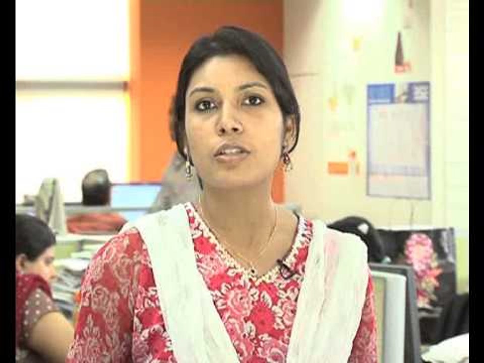 Closing Bell: Markets end flat