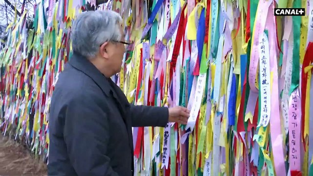 Shim Goo Seob tente de mettre en contact les dernières familles séparées du Nord et du Sud de la Corée - CANAL+