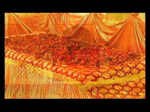 City Secrets: A woman's dargah