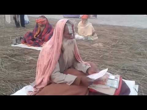pilgrims takes bath in ganga ghats in makar sankranti